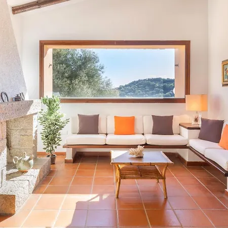 Corallo - Free Wifi - 1km From The Villa Villasimius